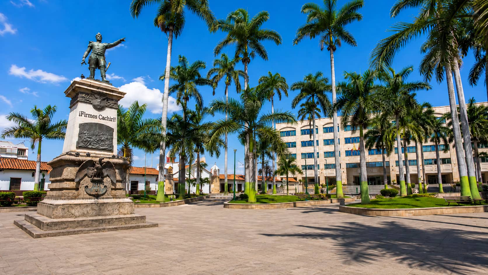 Parque García Rovira y Alcaldía de Bucaramanga